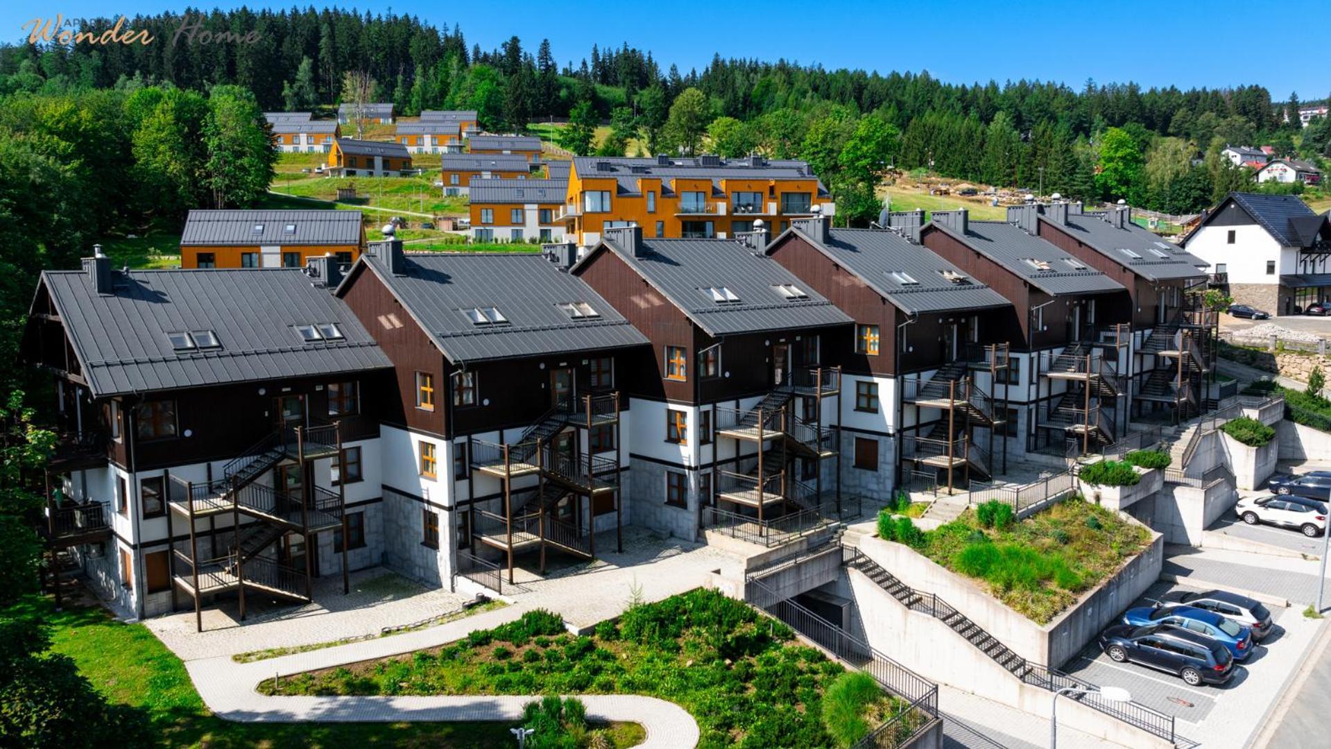 Wonder Home - Apartamenty Residence Karpacz Blisko Stoku Narciarskiego, Z Balkonami I Parkingiem Ngoại thất bức ảnh